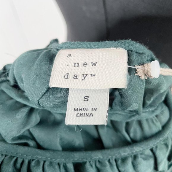 A. new day High Neck Long Sleeve Dress Small. GUC - Picture 7 of 8